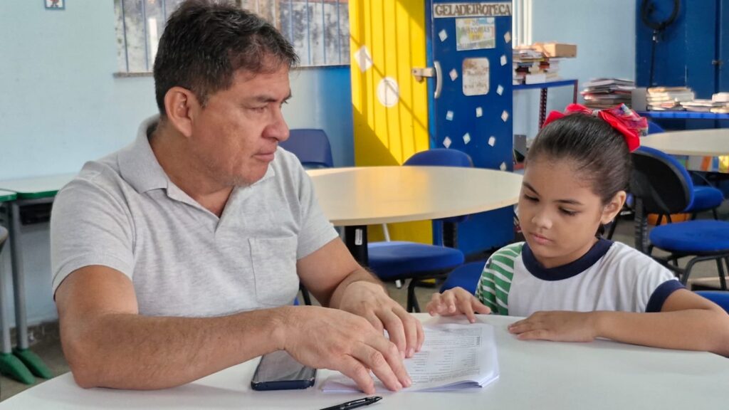 Alunos do 2º ano da Semec fazem avaliação de leitura