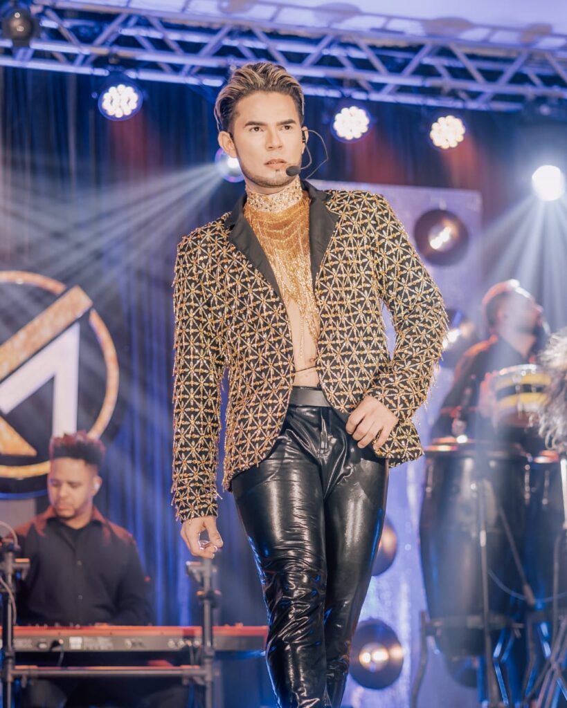 Kelvis Maudonatto inaugura nova fase na carreira e lança “Curto Circuito” ao lado de Joelma Mota