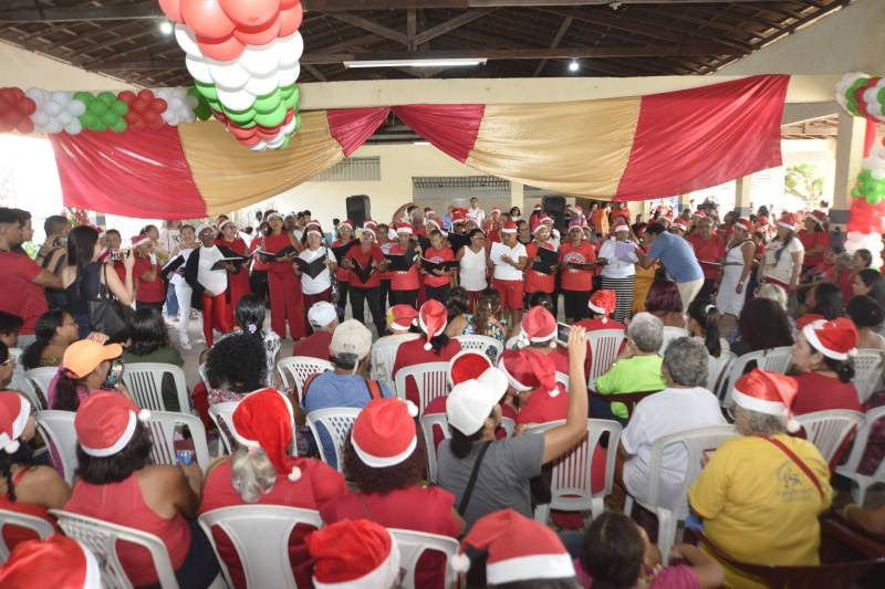 SEMCAT garante um Natal cheio de alegria, comida na mesa e dignidade para as famílias de Ananindeua