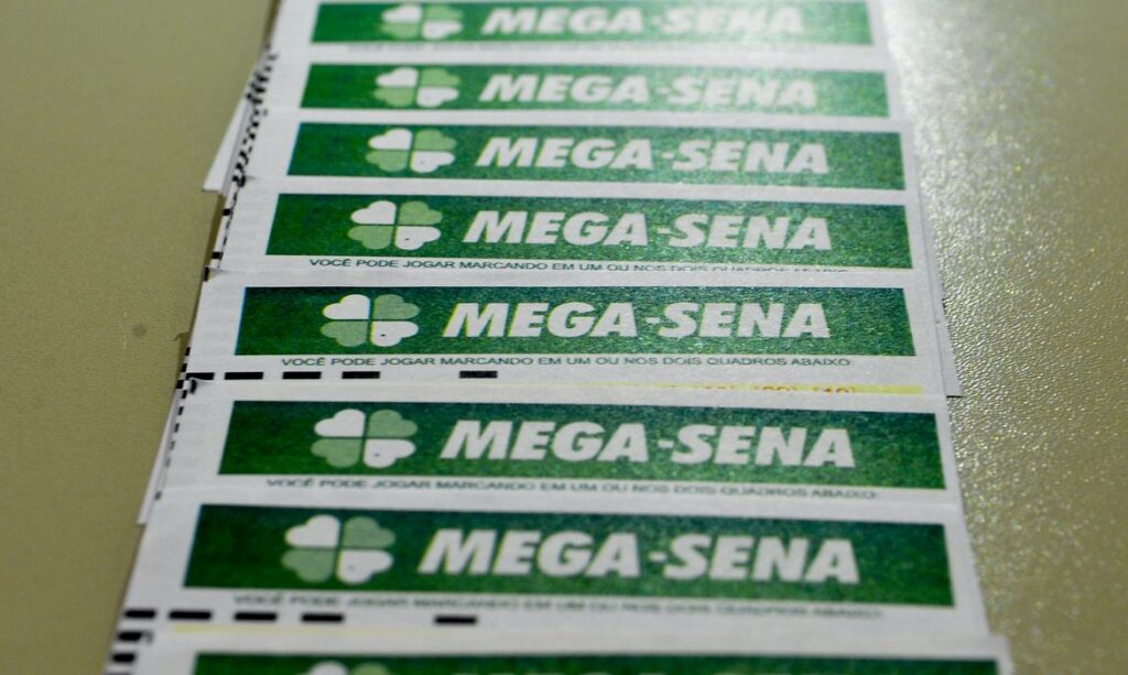 Veja os números da mega-sena sorteados neste sábado (4)