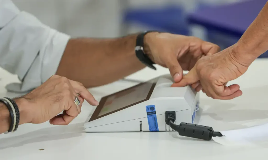 Mais de 130 mil eleitores terão mudança no local de votação no segundo turno